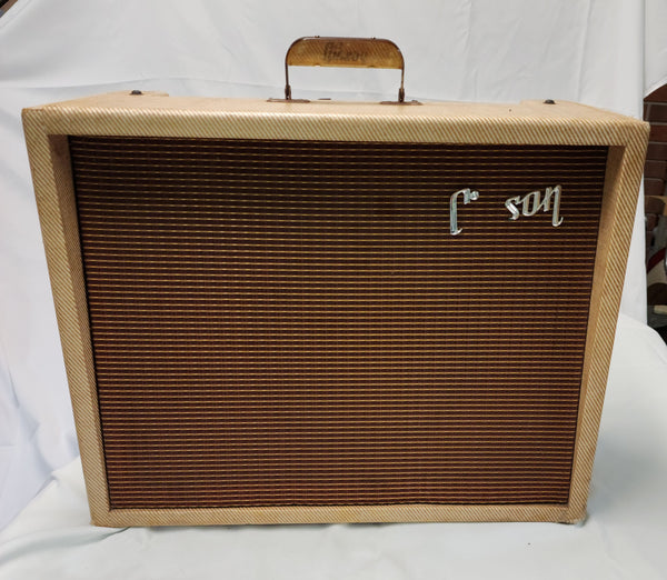 Gibsone Explorer Amp