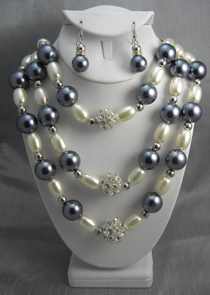 3 Row Pearl Necklace