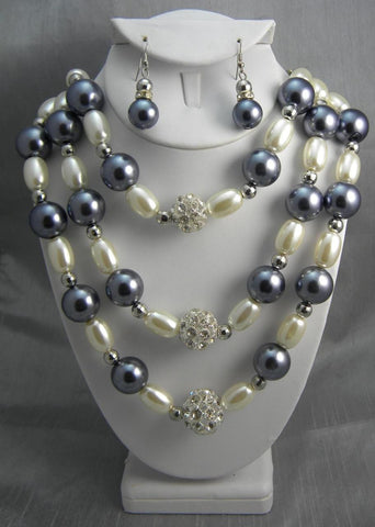 3 Row Pearl Necklace