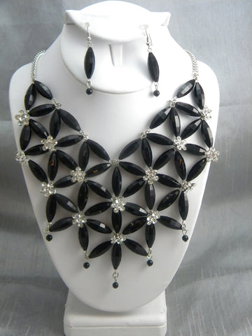 Criss Cross Necklace and Earring Set