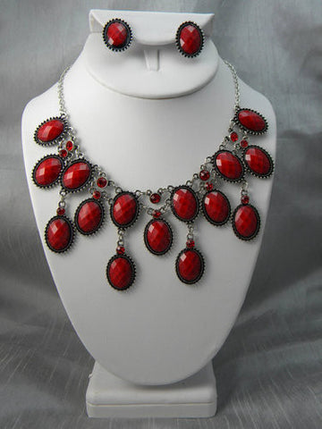 Oval Dangle Set Red